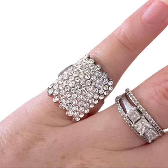 Silver Crystal Statement Cocktail Party Ring - Picture 8 of 9